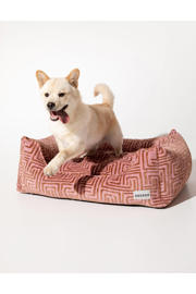 thumbnail: Dogguo Hondenmand MAZE-SOFA-PINK/BROWN-M (80X60X26 cm)