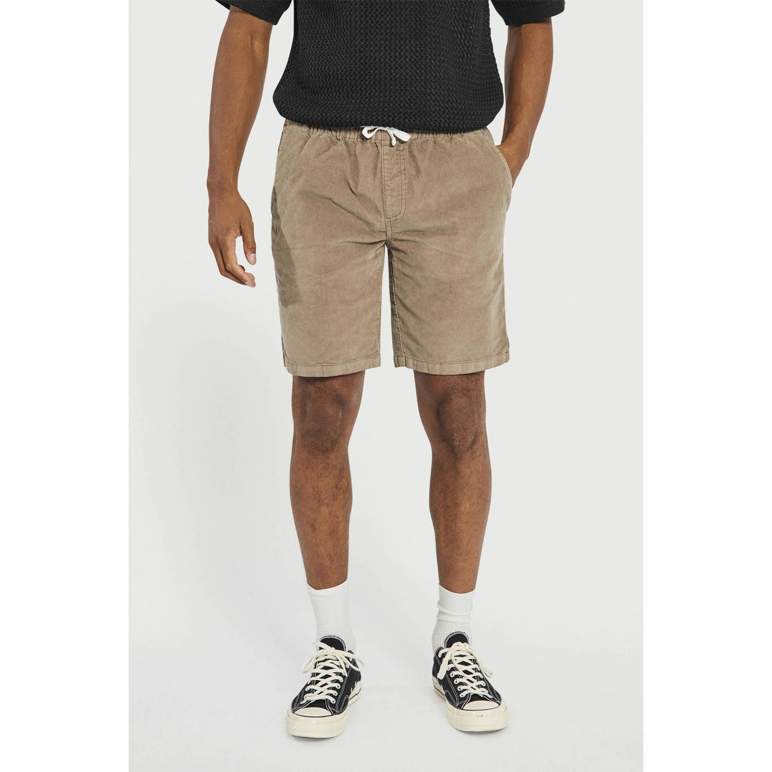 Redefined Rebel corduroy regular casual short bruin
