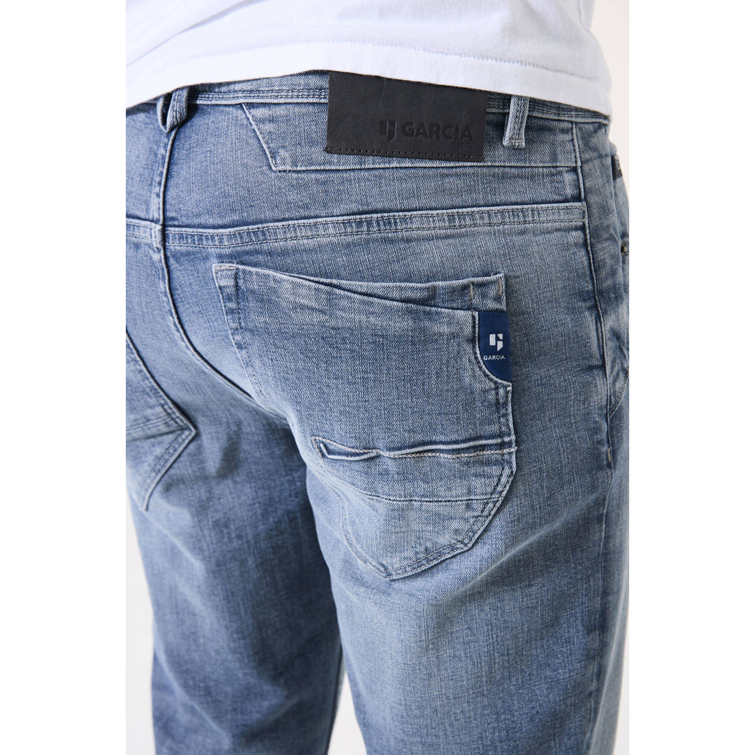 Garcia straight leg jeans medium used