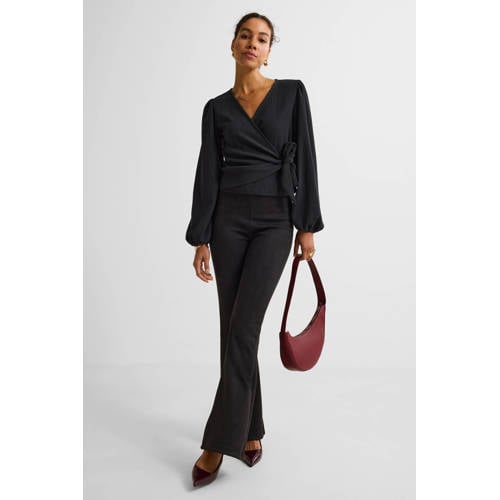 Ruby suedine flare broek zwart afbeelding