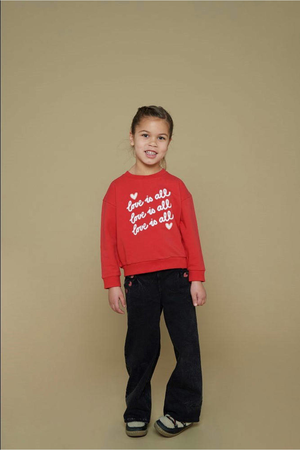 Rood en witte meisjes Jubel sweater Queen Of Hearts met tekst print, lange mouwen, ronde hals en geribde boorden