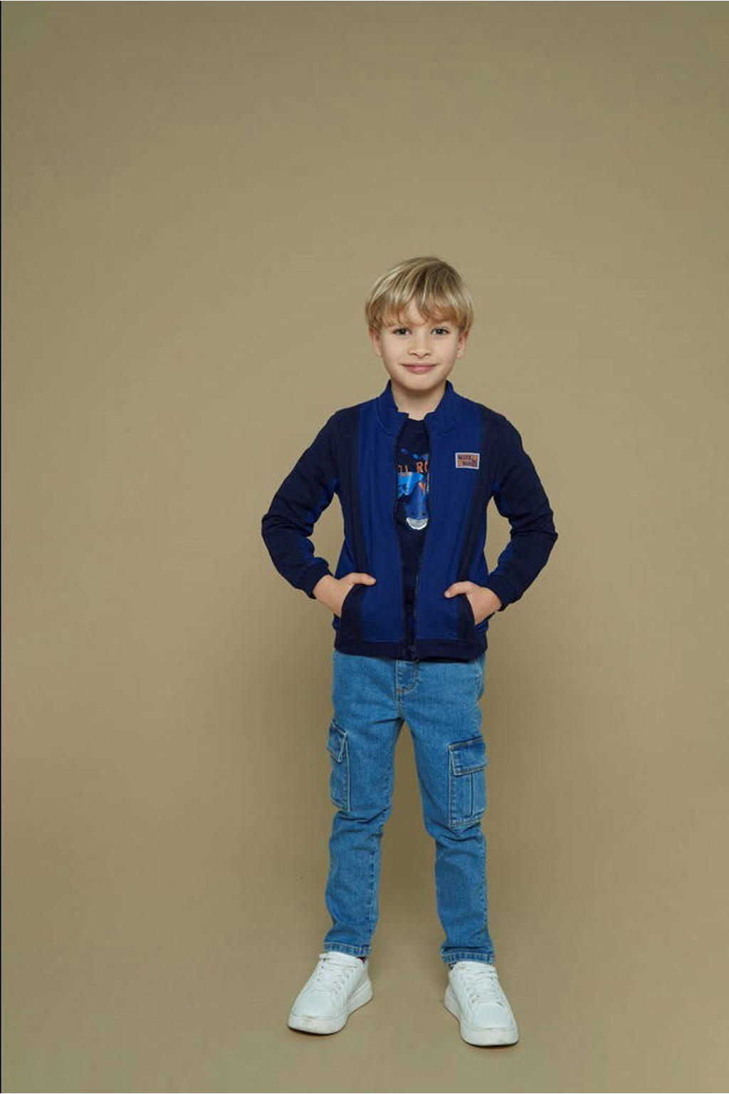 Donkerblauwe jongens Sturdy longsleeve van katoen met printopdruk, lange mouwen en ronde hals