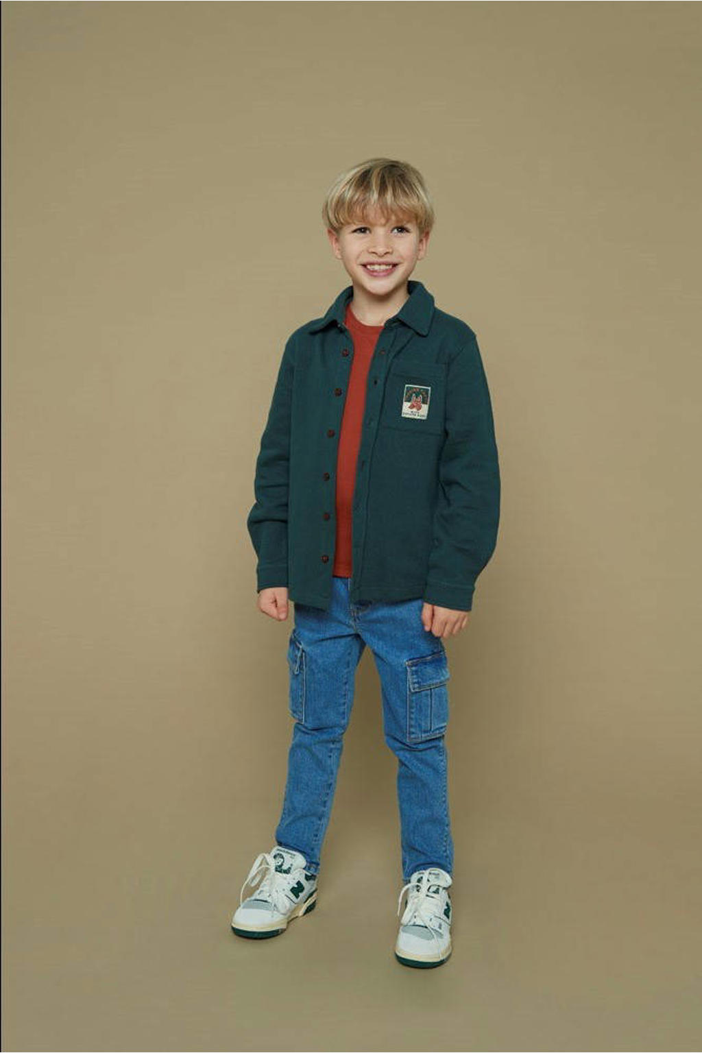 Groene jongens Sturdy overshirt groen Chasing trails van katoen met effen, lange mouwen, klassieke kraag en knoopsluiting