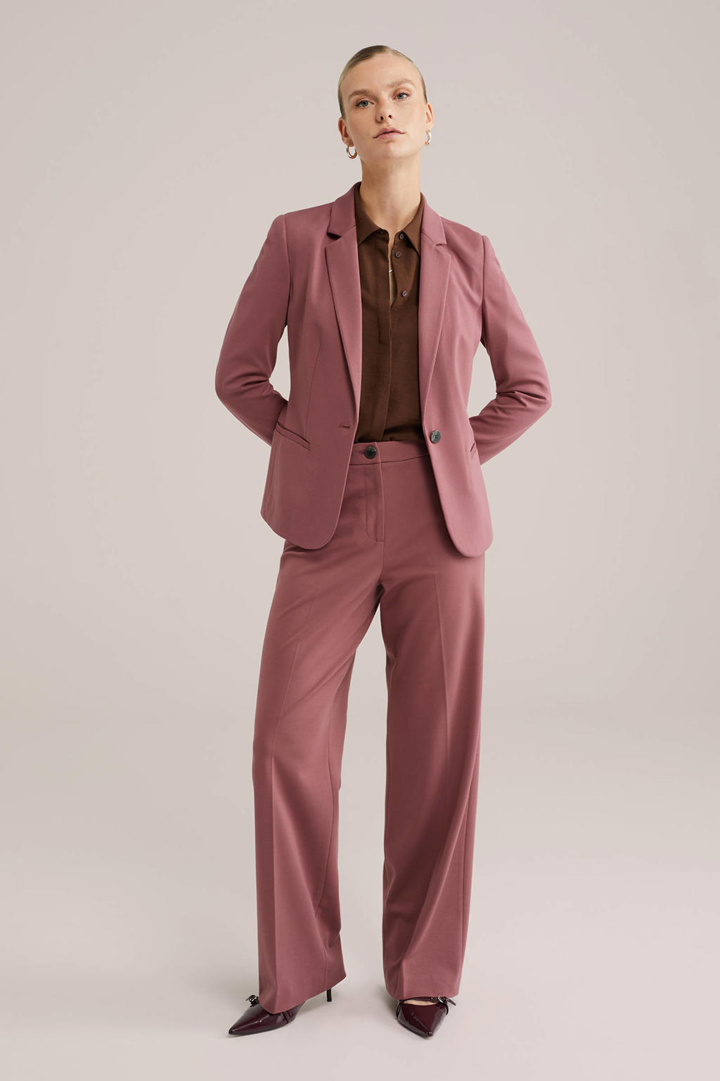 Oudroze dames WE Fashion jersey getailleerde blazer van polyester met effen, lange mouwen, reverskraag, knoopsluiting en knoopdetail