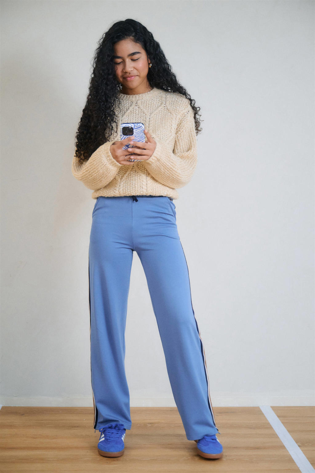 Blauwe meisjes NoBell’ regular casual broek van rayon met elastische tailleband met koord en effen