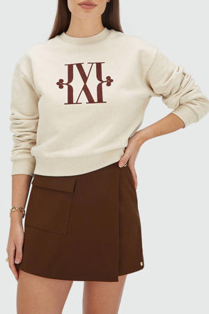 sweater ecru