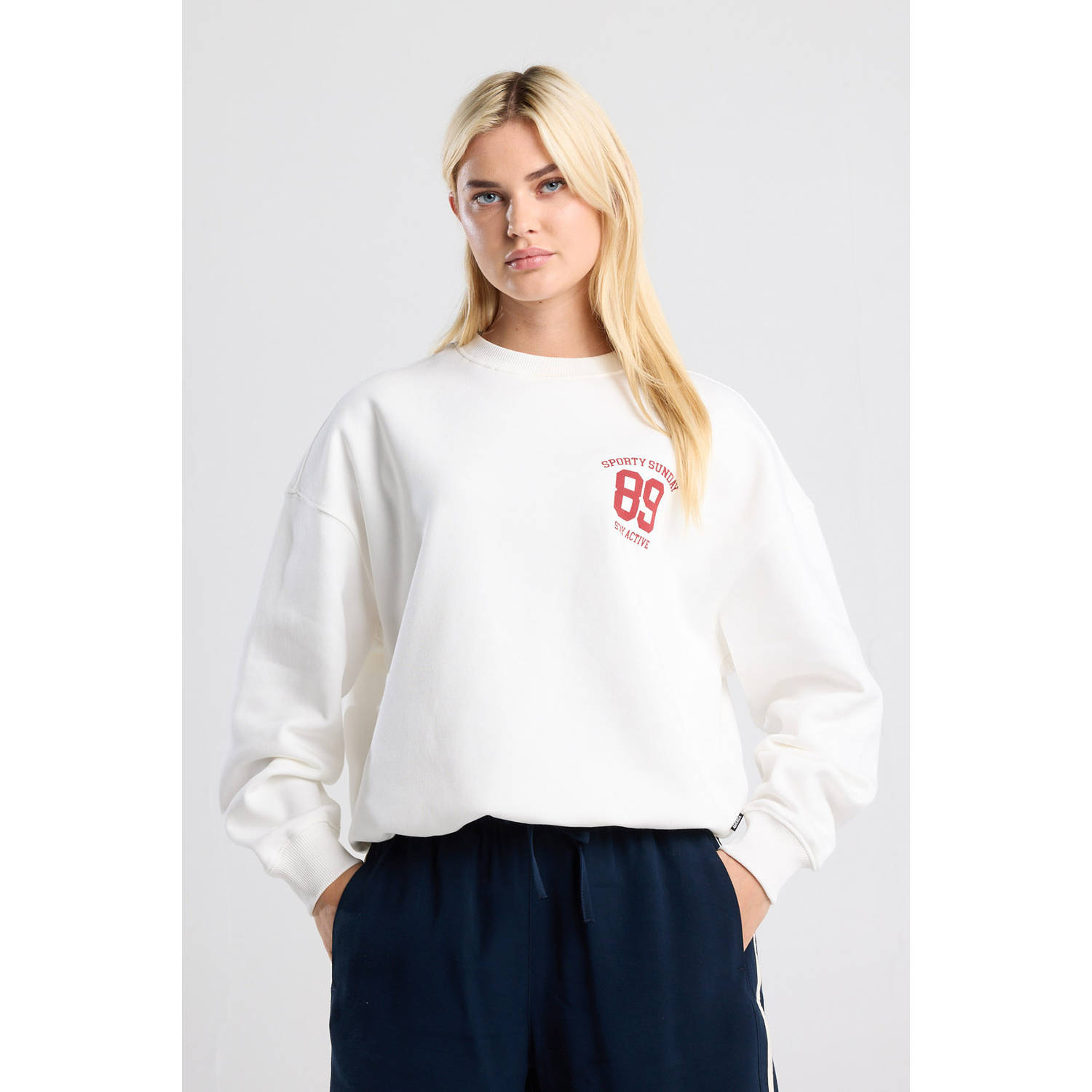 America Today sweater ecru