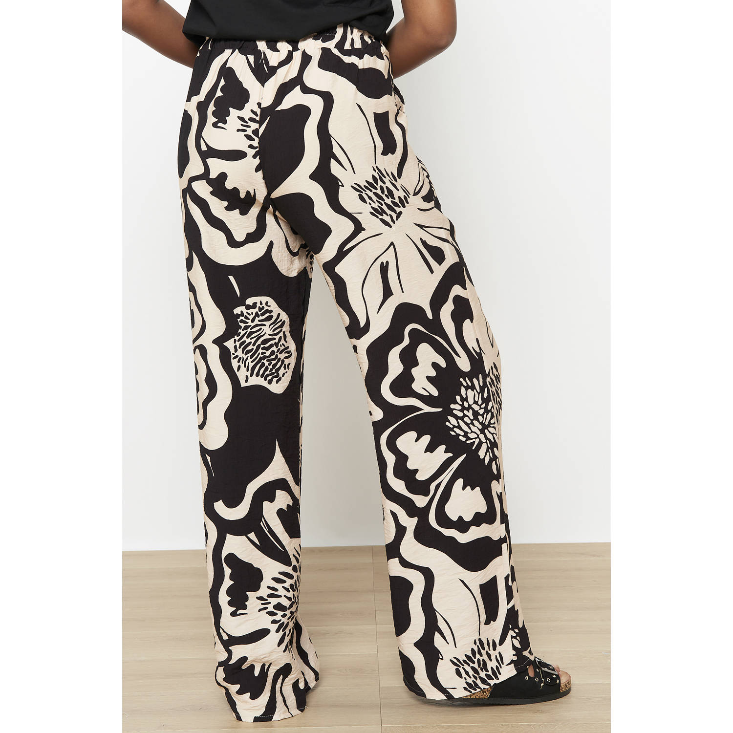 LOLALIZA wide leg high waist broek zwart