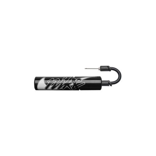 Nike ballenpomp Essential zwart afbeelding