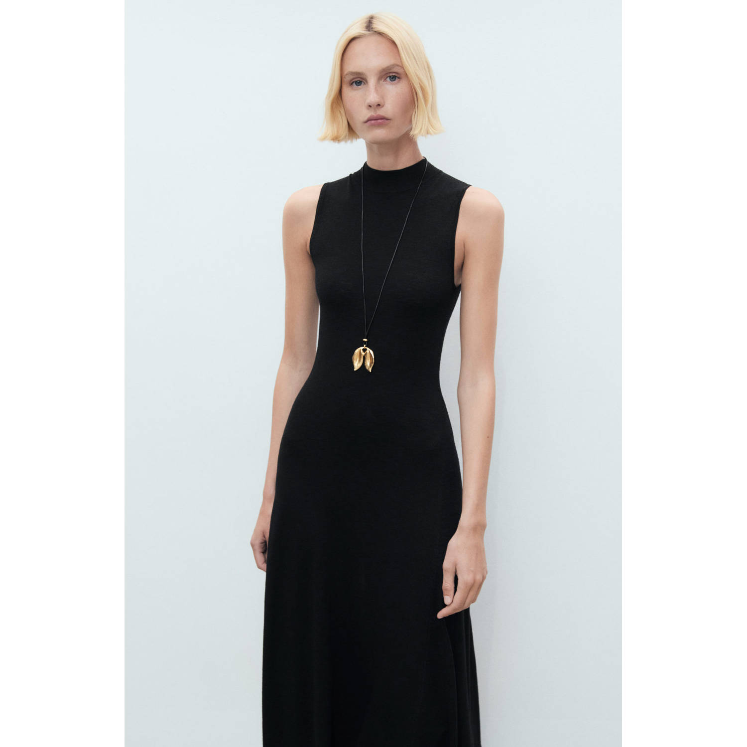 Mango midi jurk zwart