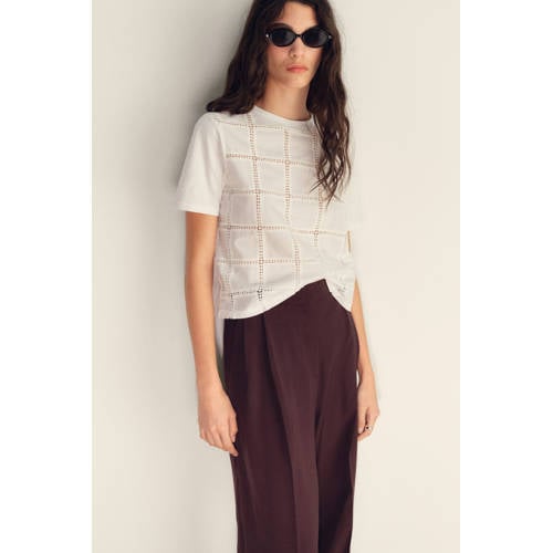 Mango top wit broderie afbeelding