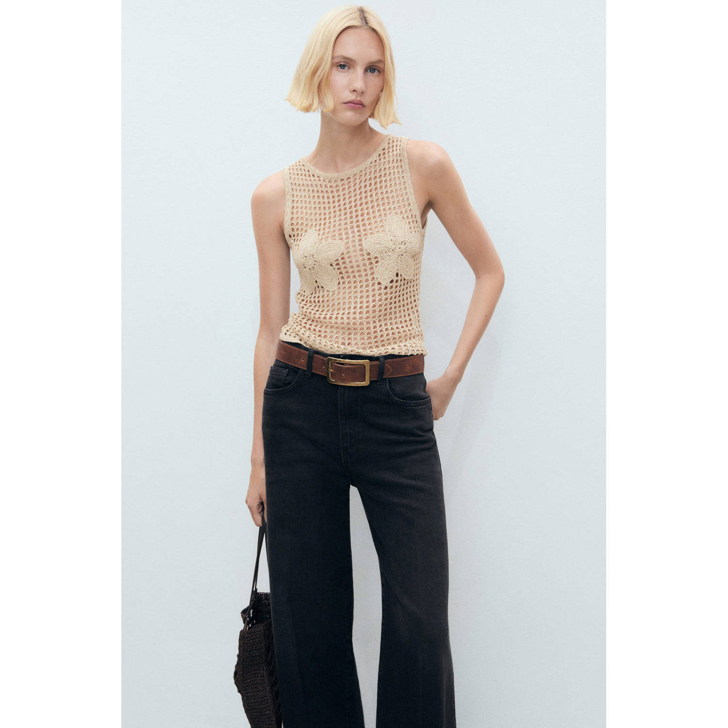 Mango mouwloze top beige crochet