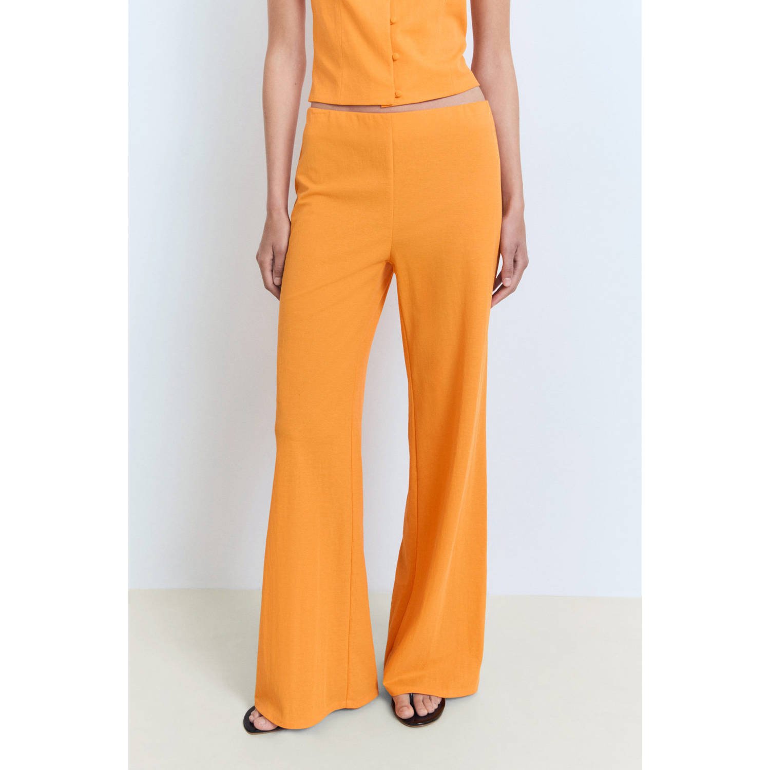 Mango wide leg regular waist broek oranje