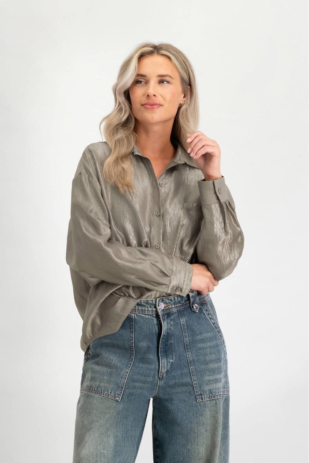 Groene dames Circle of Trust blouse van acetaat met effen, lange mouwen, klassieke kraag, knoopsluiting en glimmend detail