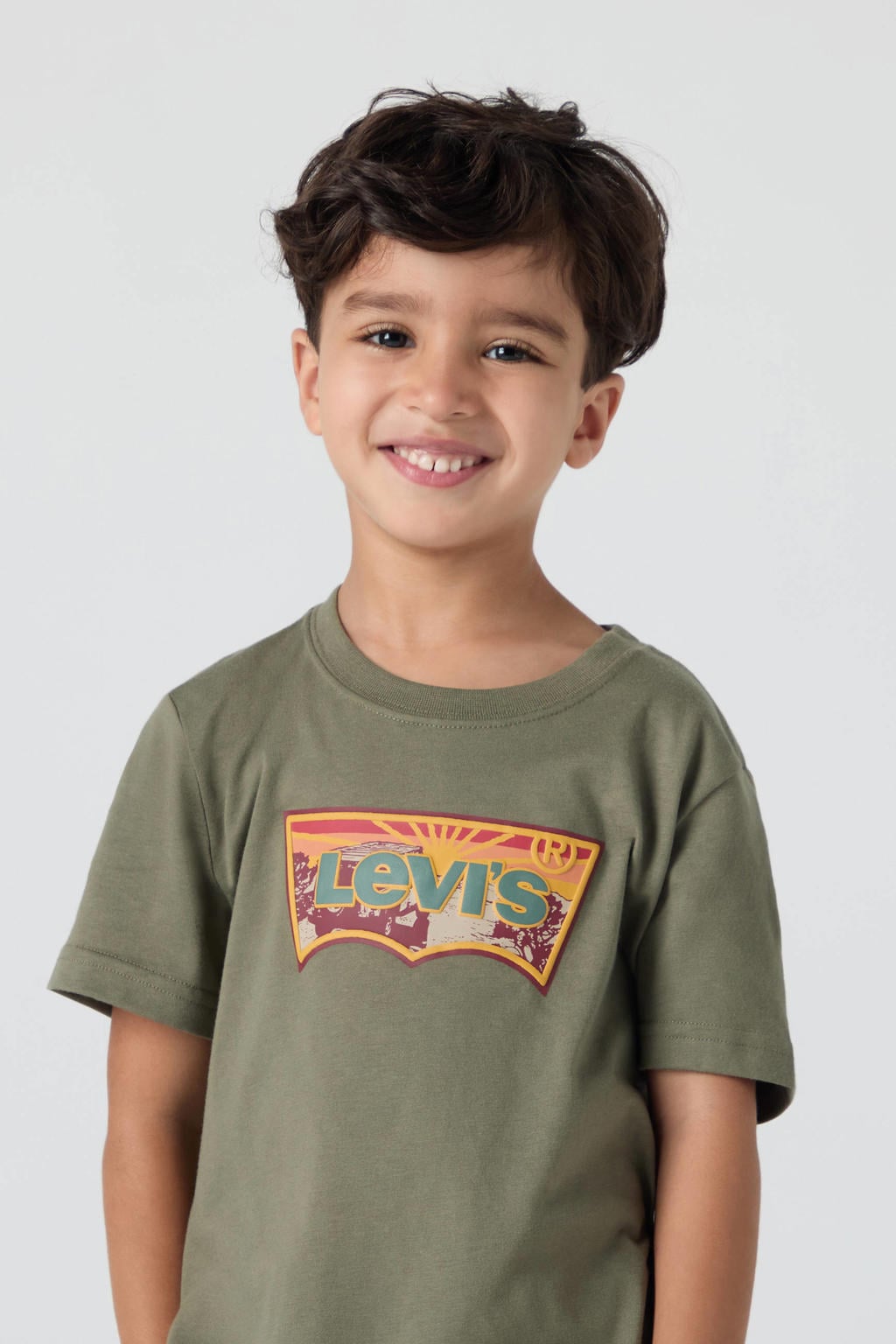 Olijfgroene jongens Levi's T-shirt van katoen met logo dessin, korte mouwen en ronde hals