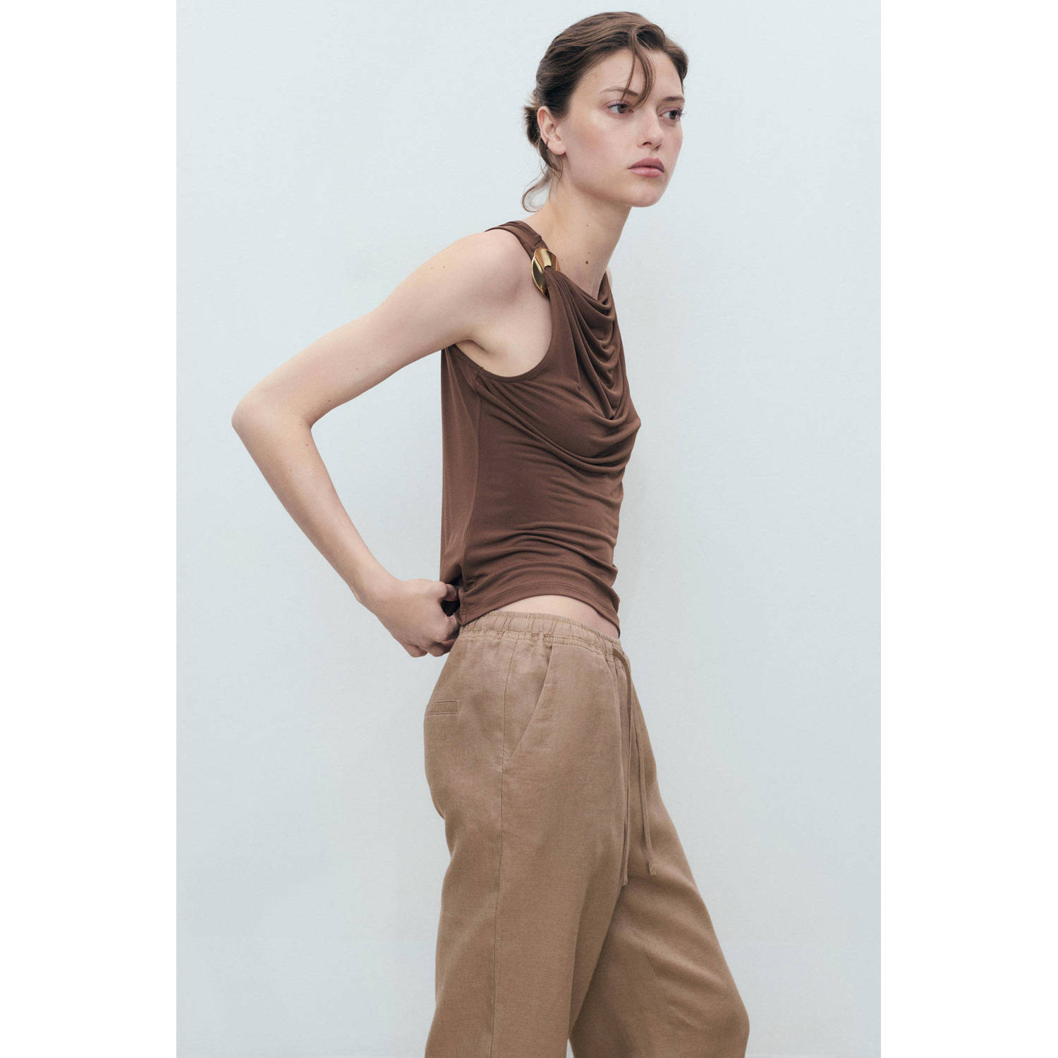 Mango linnen straight regular waist broek lichtbruin