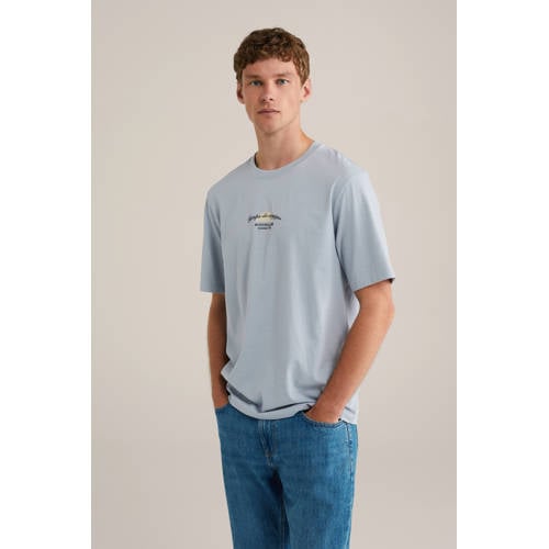 WE Fashion T-shirt lichtblauw afbeelding