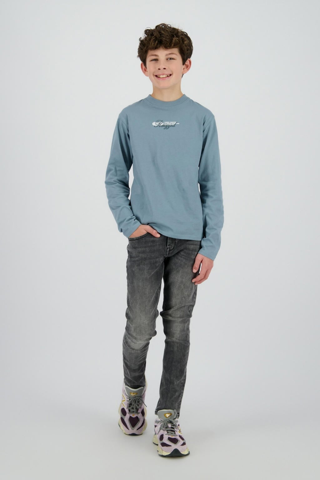 Lichtblauwe jongens Raizzed longsleeve van katoen met backprint, lange mouwen en ronde hals
