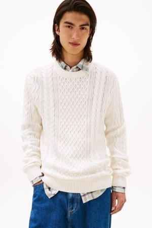 trui gebreid met kabels ecru