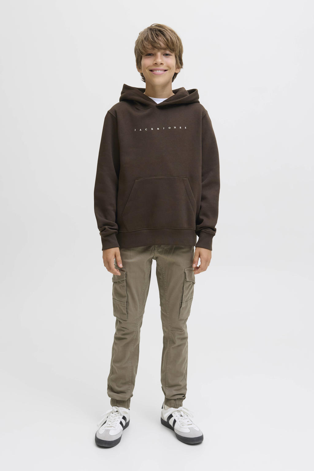 Donkerblauwe jongens JACK & JONES JUNIOR hoodie van sweat materiaal met tekst print, lange mouwen en capuchon