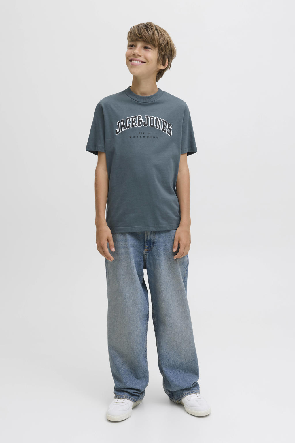 Grijsblauwe jongens JACK & JONES JUNIOR T-shirt van katoen met logo dessin, korte mouwen en ronde hals