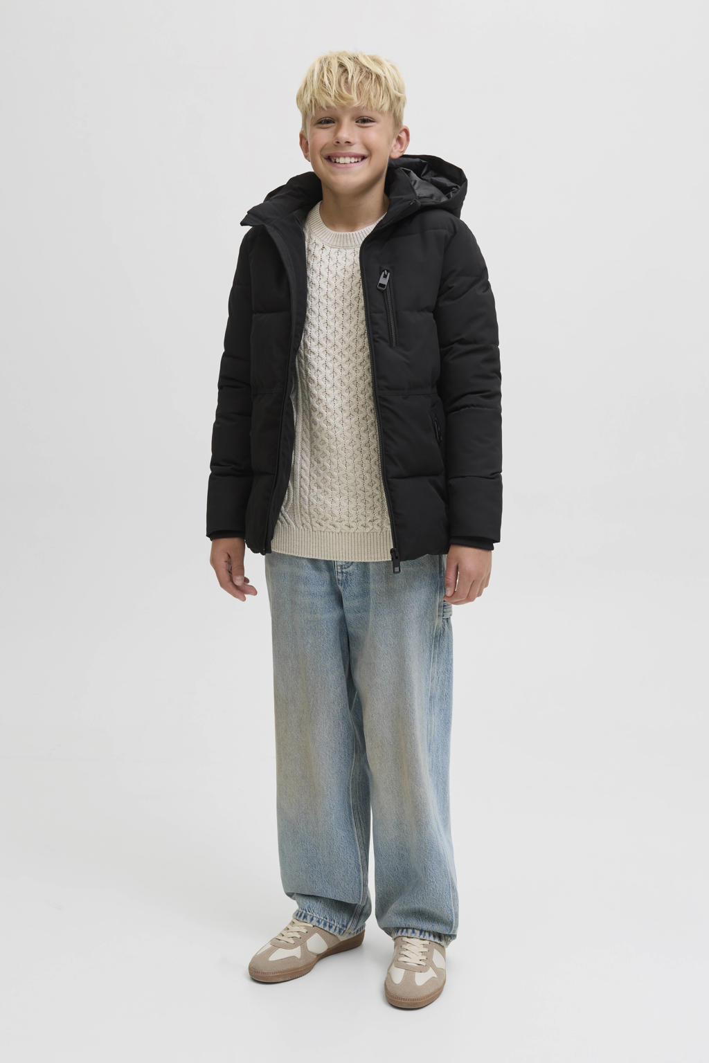 Zwarte jongens JACK & JONES JUNIOR gewatteerde jas van polyester met effen, lange mouwen, capuchon en ritssluiting