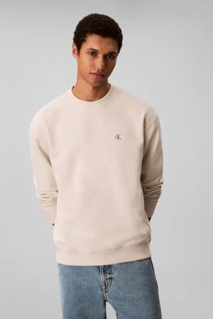 sweater ecru