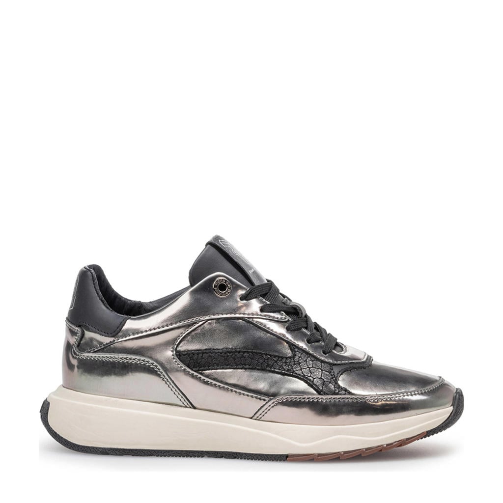 Zilver en metallickleurige dames Floris van Bommel Suvi 02.08 leren sneakers met veters