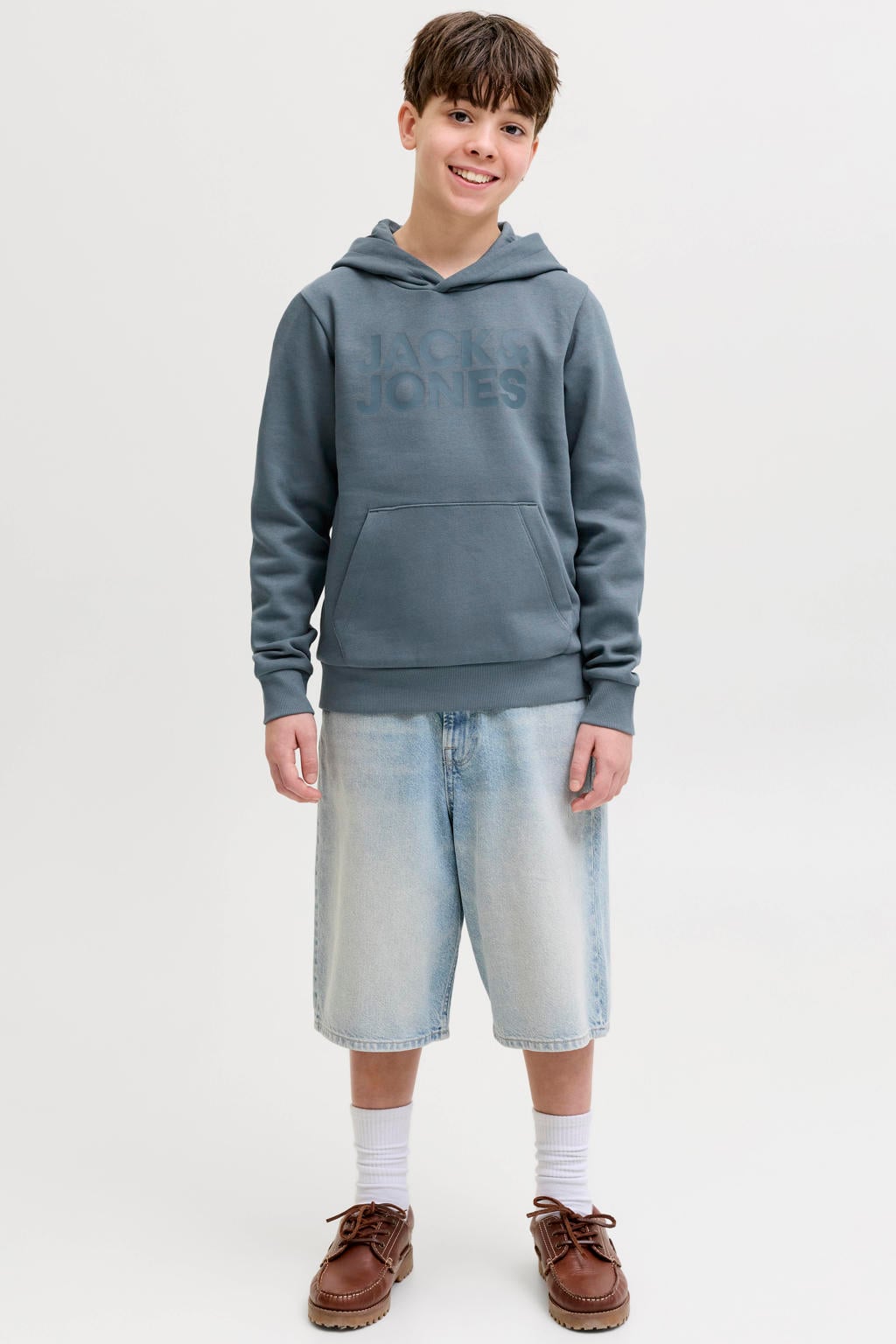 Grijsblauwe jongens JACK & JONES JUNIOR hoodie blauw van sweat materiaal met logo dessin, lange mouwen en capuchon