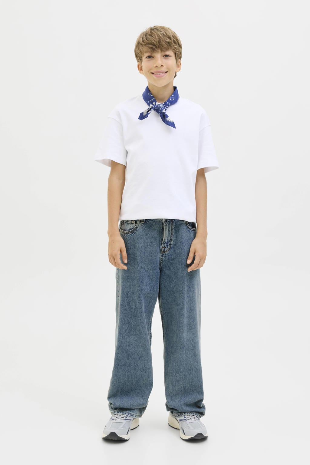 Medium blue denim jongens JACK & JONES JUNIOR high waist loose fit jeans van denim met effen