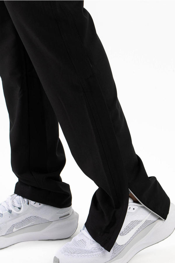 adidas Training Regular fit trainingsbroek met ritszakken in antraciet online kopen | P&C adidas Training Regular fit trainingsbroek met ritszakken in antraciet online kopen | P&C