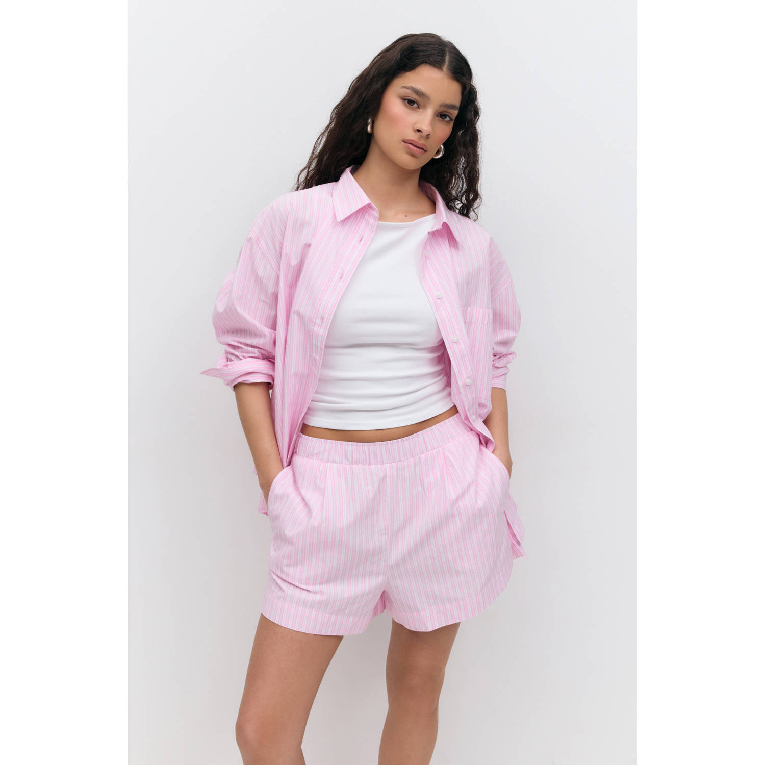 Gina Tricot straight high waist casual short roze