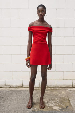off shoulder jurk rood