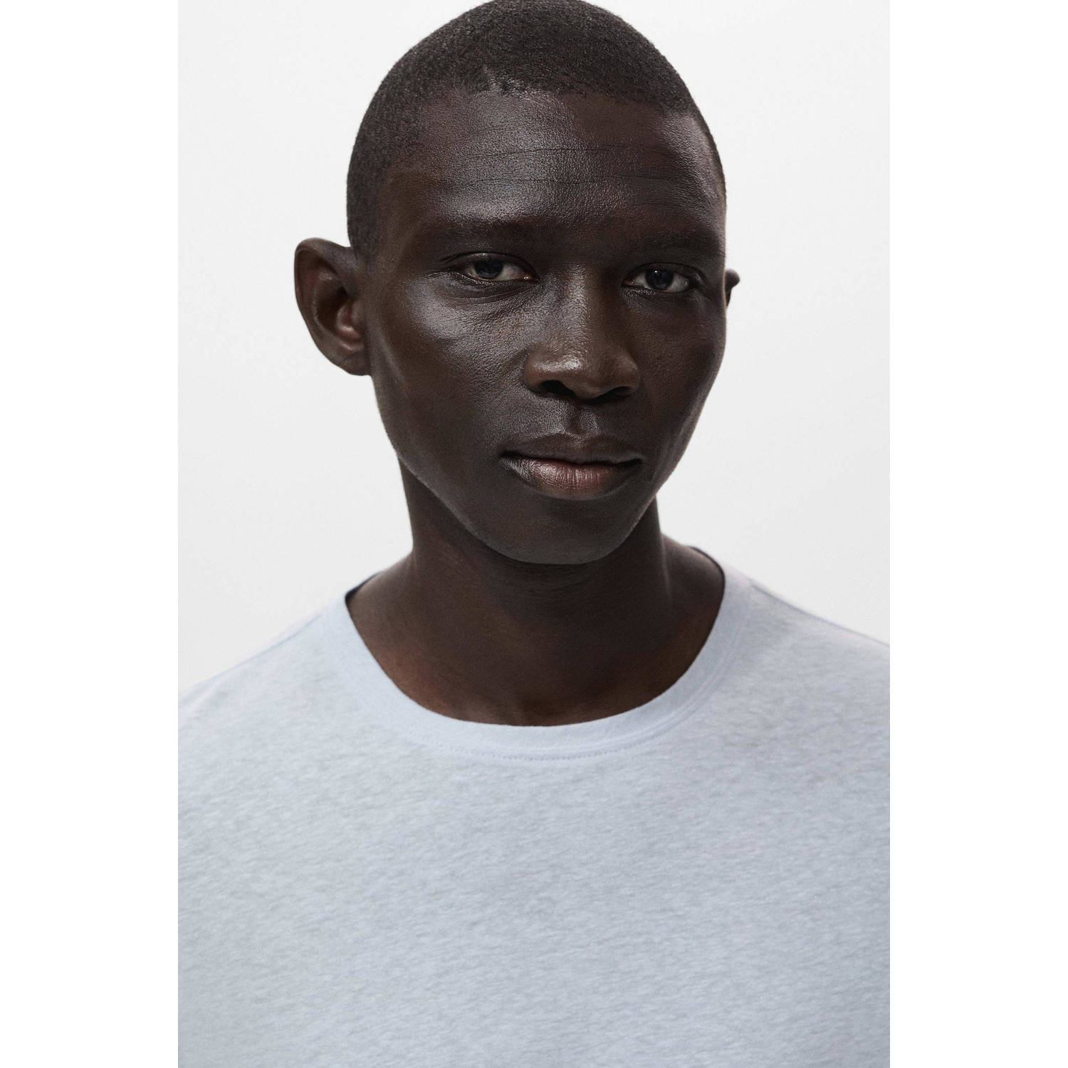 Mango Man linnen T-shirt lichtblauw
