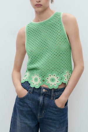 mouwloze top groen crochet