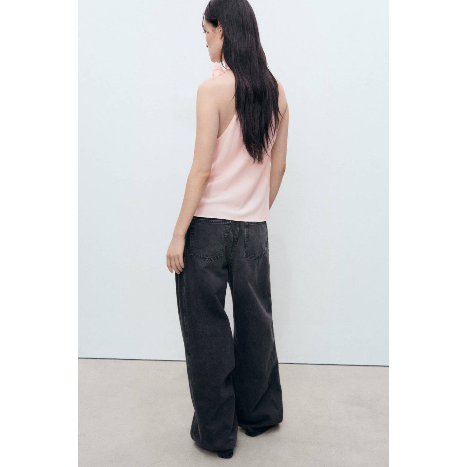 Mango mouwloze top lichtroze