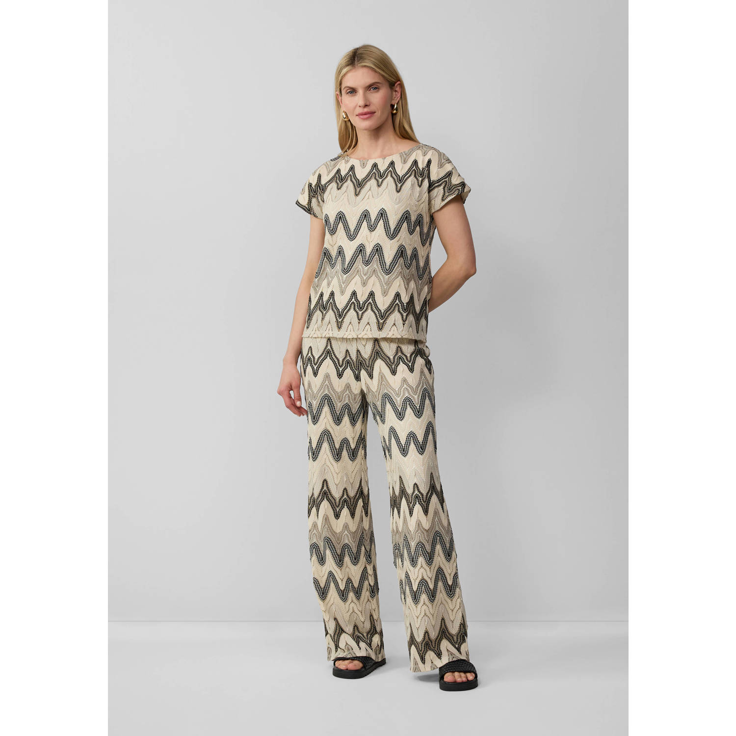 s.Oliver BLACK LABEL flared regular waist broek beige