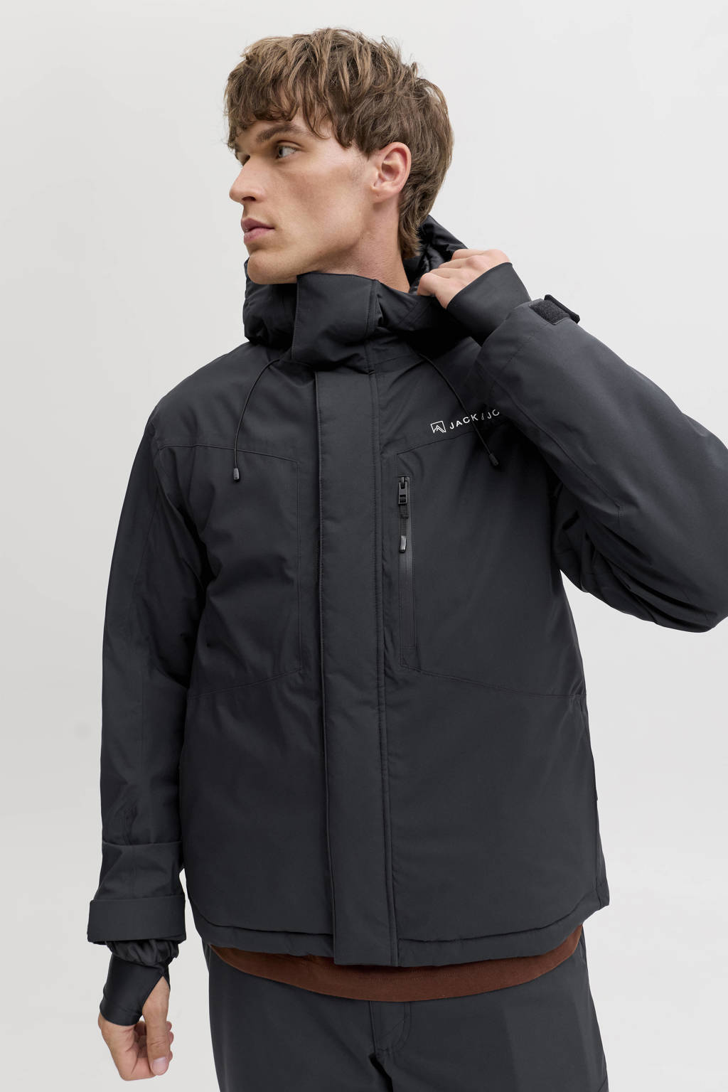 Wir präsentieren die Kollektion H&M Studio A/W 2024. | H&M DE Wir präsentieren die Kollektion H&M Studio A/W 2024. | H&M DE