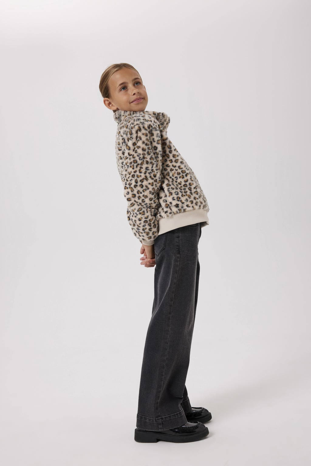 Lichtbruine meisjes NAME IT KIDS faux fur jas van imitatiebont met dierenprint, lange mouwen, opstaande kraag, ritssluiting en geribde boorden