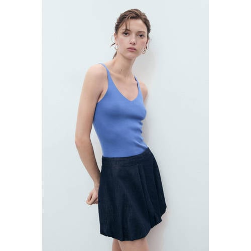 Mango mouwloze top blauw fijn gebreid afbeelding
