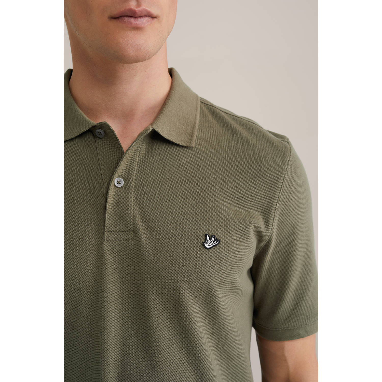 WE Fashion slim polo met textuur olijfgroen