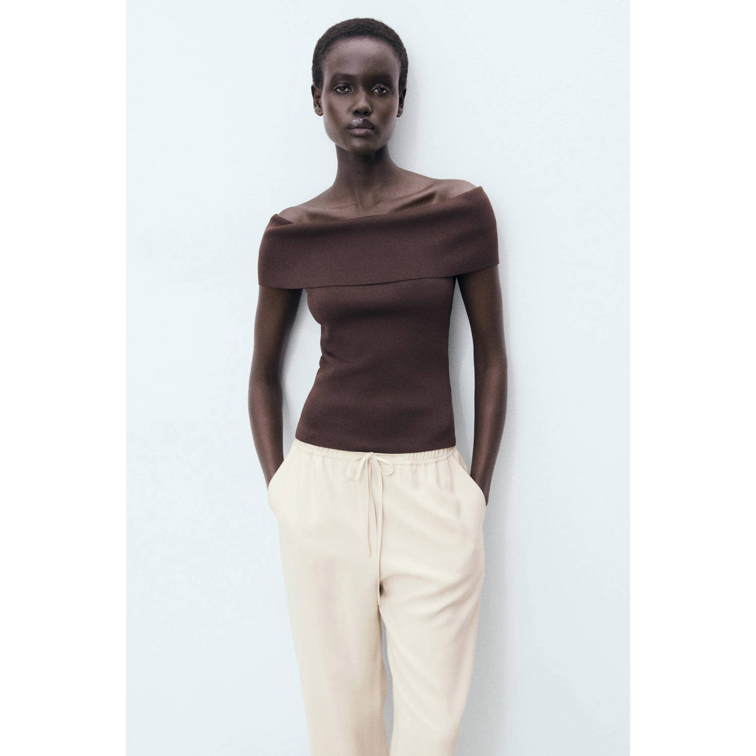 Mango straight regular waist broek beige