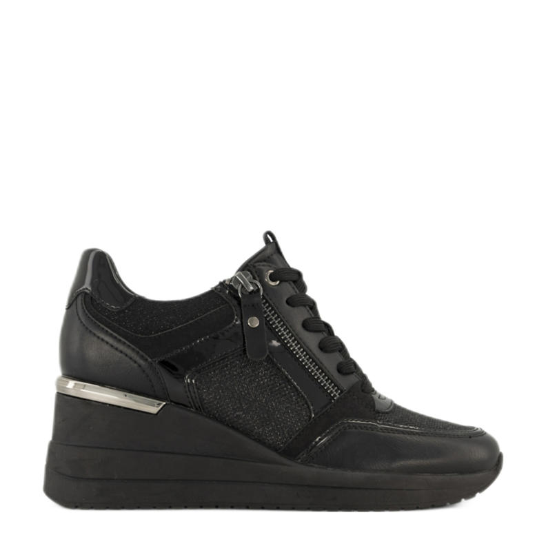 Tamaris Sneakers met sleehak Rea met leuke metallic-details