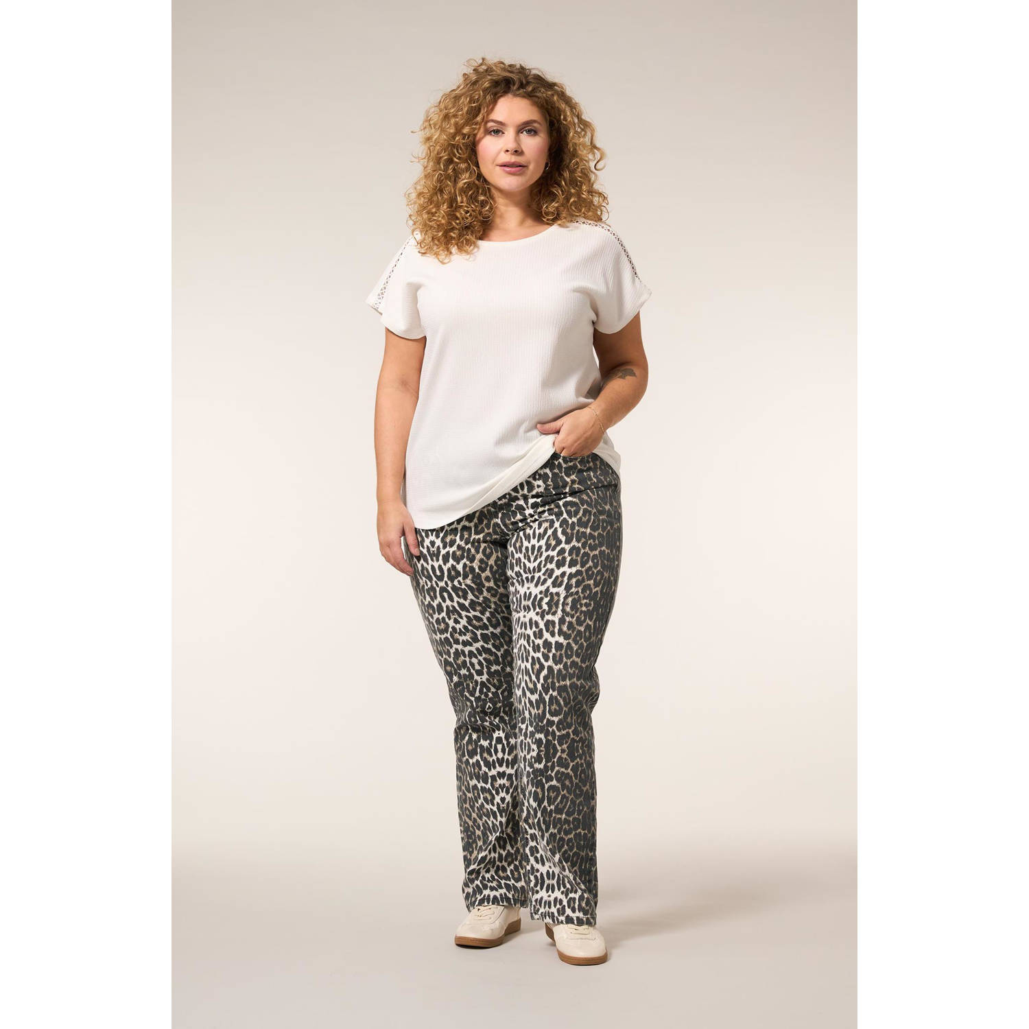 Miss Etam Plus top wit