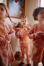 thumbnail: Riffle Amsterdam sweater roze