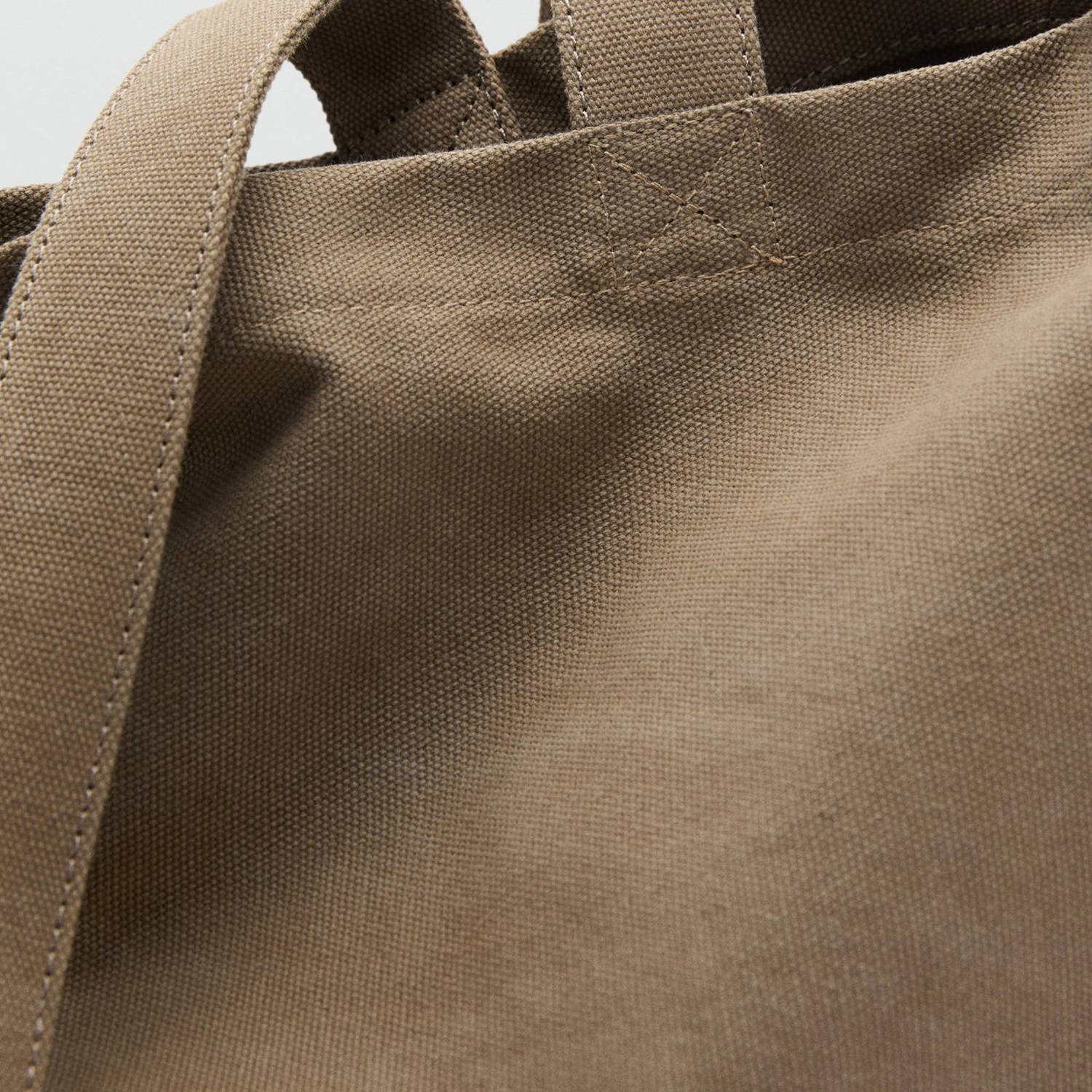 Mango Man shopper bruin