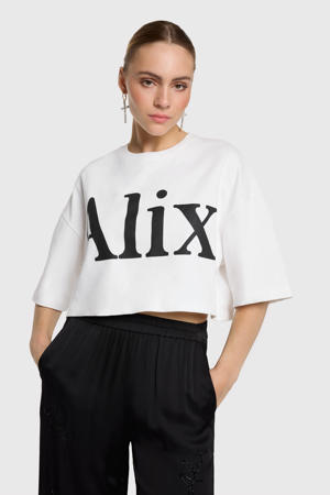 T-shirt wit