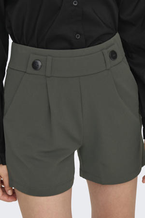 regular waist casual short
