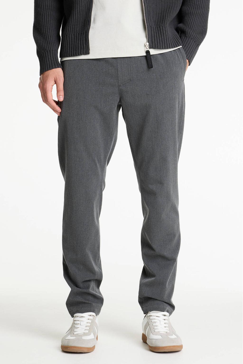 CHASIN' Stone Dual slim casual broek grijs