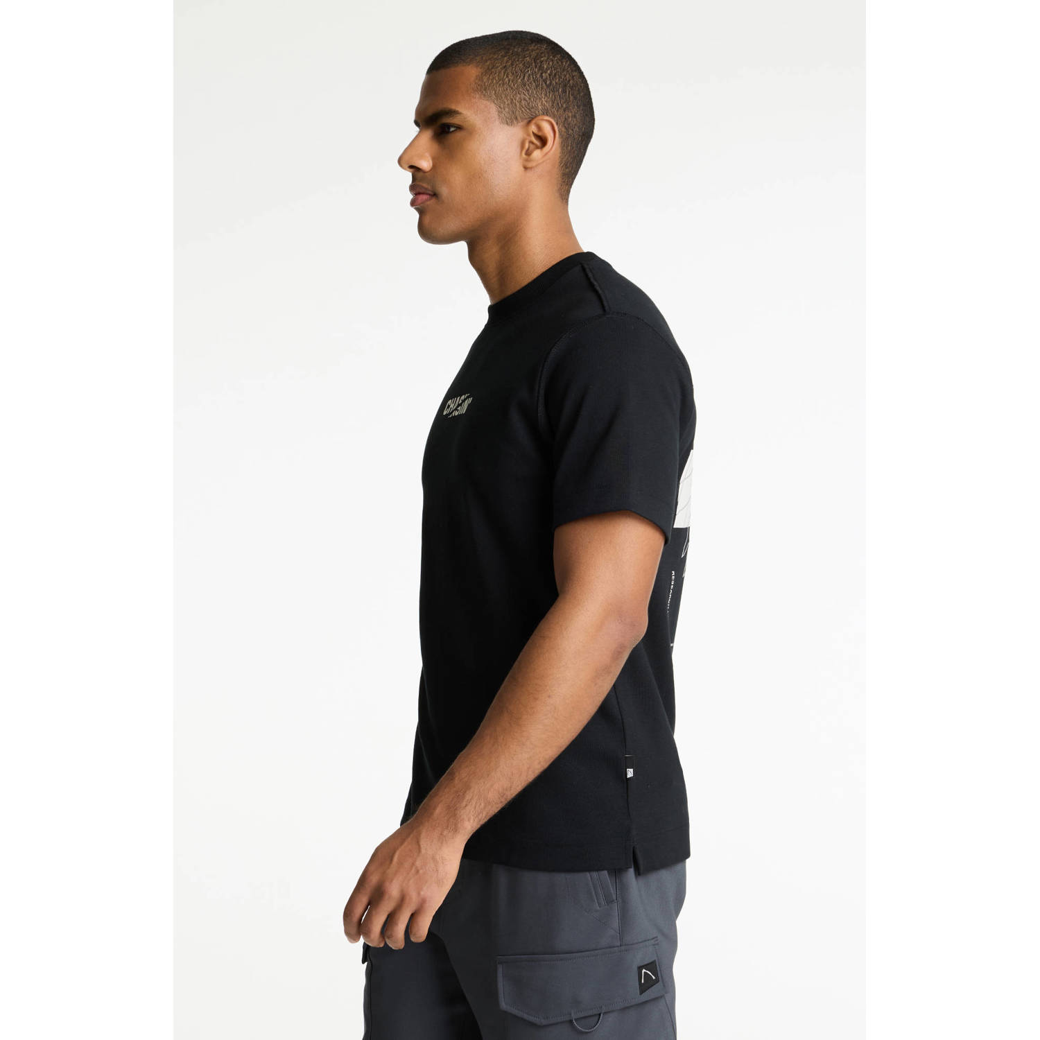 CHASIN' loose T-shirt zwart